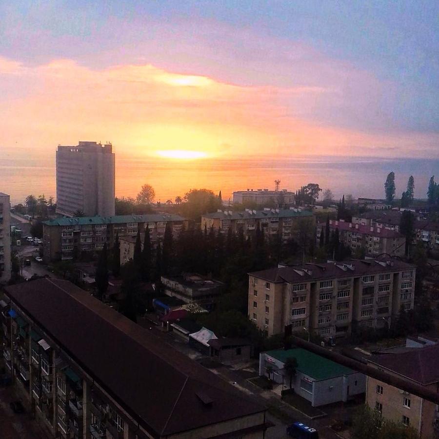 Гагринское Гнездышко Gagra Exterior foto